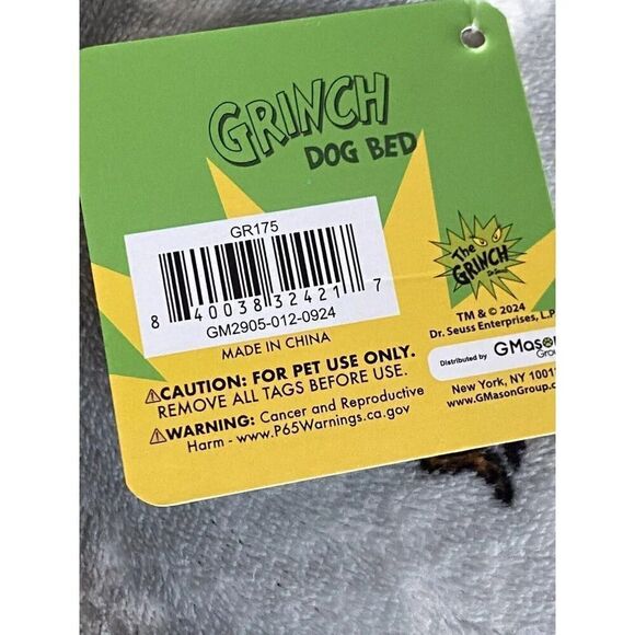 Dr. Seuss The Grinch And Max Dog Pet BED Super Soft Christmas 36 X 27 X 3” NEW - Picture 7 of 16